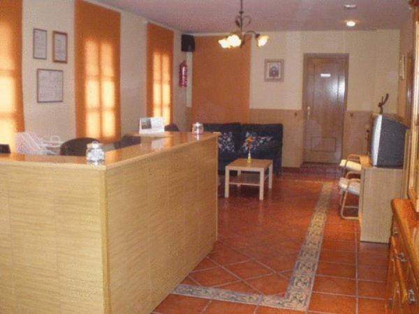 מדריד Hostal Emilio Barajas מראה חיצוני תמונה