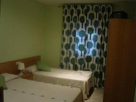 מדריד Hostal Emilio Barajas מראה חיצוני תמונה